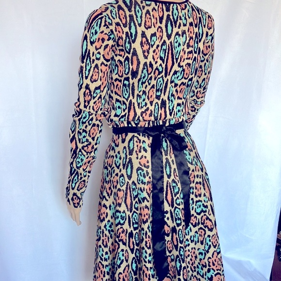 FREE SHIPPING!! BCBG Silk and Cotton Leopard Dress - Picture 5 of 7